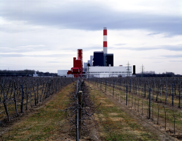 Margherita Spiluttini, EVN Kraftwerk Theiß, Ludwig-Bruckner-Straße, Gedersdorf, 2000 Archiv-Nummer
                                          9468-A 