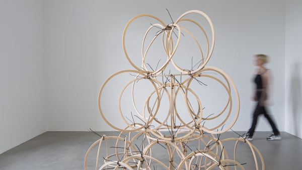 ©Petra Rainer Aussstellungsansicht Judith P Fischer Hula Hoop 2025