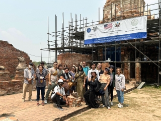 Examination of the painted doors in the temple Wat Kamphaeng Bang Chak, © Institute of Conservation,
                                          University of Applied Arts Vienna